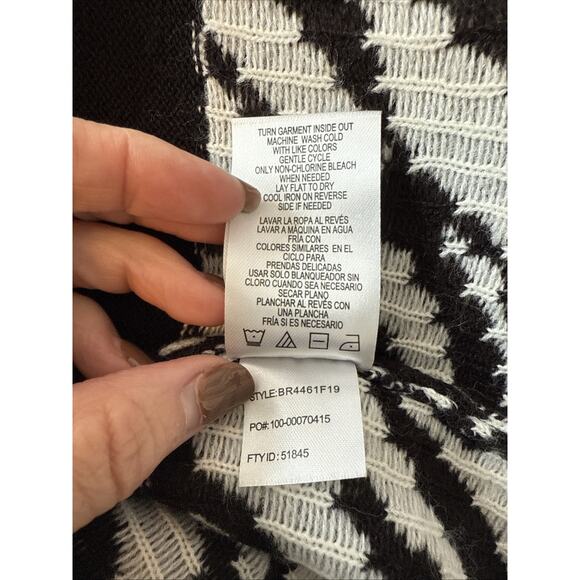 Briggs Women's 1X Chic Zebra Cowl Neck Relaxed Soft Tunic Sweater Edgy Office - Picture 5 of 9